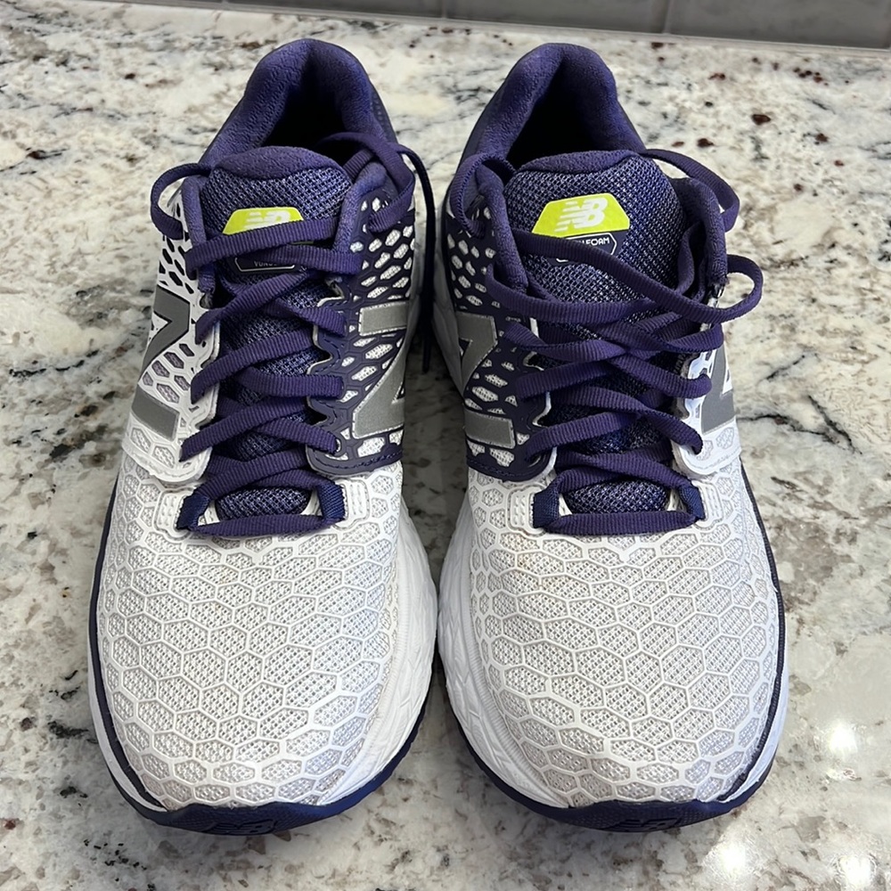 New Balance Fresh Foam Vongo Size 9.5 EUC